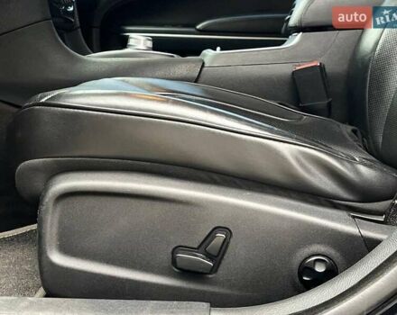 Черный Крайслер 300, объемом двигателя 3.6 л и пробегом 72 тыс. км за 12730 $, фото 46 на Automoto.ua