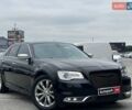 Черный Крайслер 300, объемом двигателя 3.6 л и пробегом 72 тыс. км за 12730 $, фото 3 на Automoto.ua