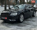 Черный Крайслер 300, объемом двигателя 3.6 л и пробегом 72 тыс. км за 11490 $, фото 1 на Automoto.ua