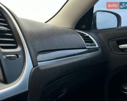 Черный Крайслер 300, объемом двигателя 3.6 л и пробегом 72 тыс. км за 12730 $, фото 33 на Automoto.ua