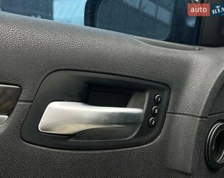 Черный Крайслер 300, объемом двигателя 3.6 л и пробегом 72 тыс. км за 12730 $, фото 43 на Automoto.ua