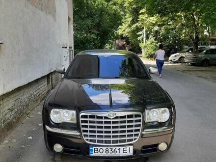 Крайслер 300 2006 у Києві на Automoto.ua Чорний Крайслер 300, об'ємом двигуна 2.74 л та пробігом 320 тис. км за 7200 $, фото 1 на Automoto.ua
