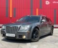 Крайслер 300, объемом двигателя 3 л и пробегом 269 тыс. км за 8190 $, фото 1 на Automoto.ua