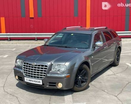 Крайслер 300, объемом двигателя 3 л и пробегом 269 тыс. км за 8190 $, фото 2 на Automoto.ua