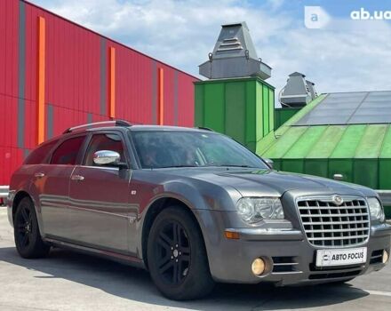 Крайслер 300, объемом двигателя 3 л и пробегом 269 тыс. км за 8190 $, фото 3 на Automoto.ua