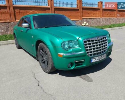 Крайслер 300, объемом двигателя 2.7 л и пробегом 150 тыс. км за 7900 $, фото 1 на Automoto.ua
