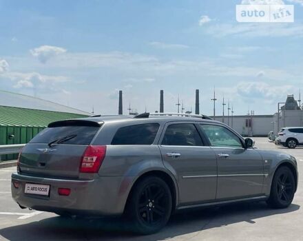 Крайслер 300, объемом двигателя 2.99 л и пробегом 270 тыс. км за 8190 $, фото 5 на Automoto.ua