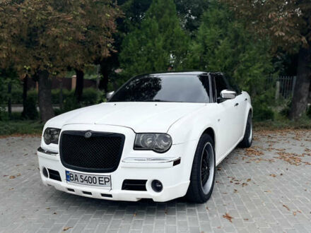Крайслер 300 2004 у Кропивницькому (Кіровограді) на Automoto.ua Крайслер 300, об'ємом двигуна 3.5 л та пробігом 226 тис. км за 7500 $, фото 1 на Automoto.ua