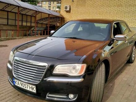 Крайслер 300 2012 у Києві на Automoto.ua Крайслер 300, об'ємом двигуна 3.6 л та пробігом 180 тис. км за 10500 $, фото 1 на Automoto.ua