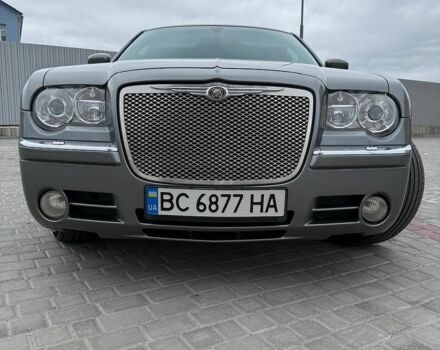 Серый Крайслер 300, объемом двигателя 3.52 л и пробегом 247 тыс. км за 11700 $, фото 31 на Automoto.ua