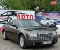 Серый Крайслер 300, объемом двигателя 2.74 л и пробегом 212 тыс. км за 7700 $, фото 1 на Automoto.ua
