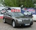 Серый Крайслер 300, объемом двигателя 2.74 л и пробегом 212 тыс. км за 7700 $, фото 1 на Automoto.ua