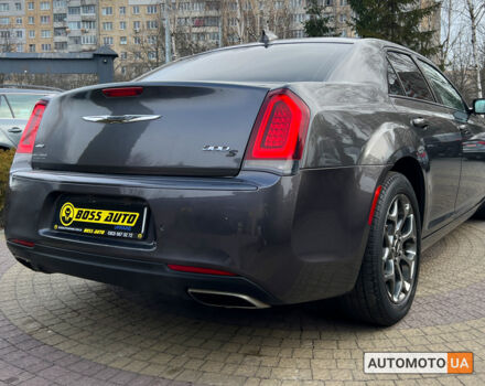 Сірий Крайслер 300, об'ємом двигуна 3.6 л та пробігом 161 тис. км за 15200 $, фото 6 на Automoto.ua