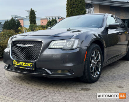 Сірий Крайслер 300, об'ємом двигуна 3.6 л та пробігом 161 тис. км за 15200 $, фото 2 на Automoto.ua