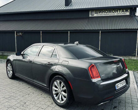 Серый Крайслер 300, объемом двигателя 3.6 л и пробегом 150 тыс. км за 11999 $, фото 16 на Automoto.ua