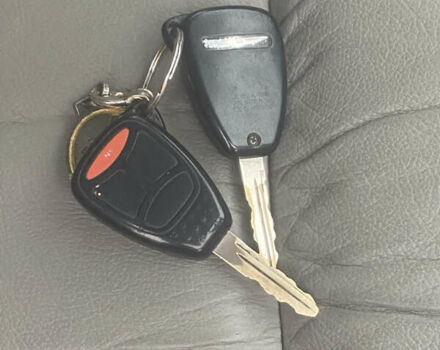 Серый Крайслер Аспен, объемом двигателя 5.65 л и пробегом 273 тыс. км за 11300 $, фото 17 на Automoto.ua