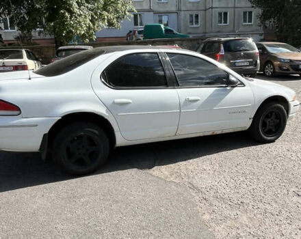 Белый Крайслер Циррус, объемом двигателя 2.5 л и пробегом 570 тыс. км за 2000 $, фото 3 на Automoto.ua