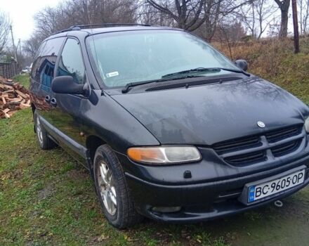 Серый Крайслер Другая, объемом двигателя 2.5 л и пробегом 300 тыс. км за 2980 $, фото 1 на Automoto.ua