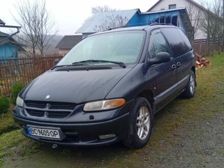 Серый Крайслер Другая, объемом двигателя 2.5 л и пробегом 300 тыс. км за 2980 $, фото 1 на Automoto.ua