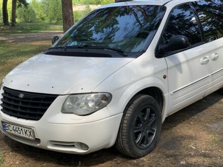 Крайслер Гранд Вояджер 2005 в Сумах на Automoto.ua Белый Крайслер Гранд Вояджер, объемом двигателя 2.8 л и пробегом 340 тыс. км за 6500 $, фото 1 на Automoto.ua