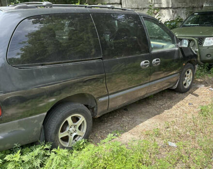 Черный Крайслер Гранд Вояджер, объемом двигателя 2.5 л и пробегом 392 тыс. км за 3100 $, фото 5 на Automoto.ua