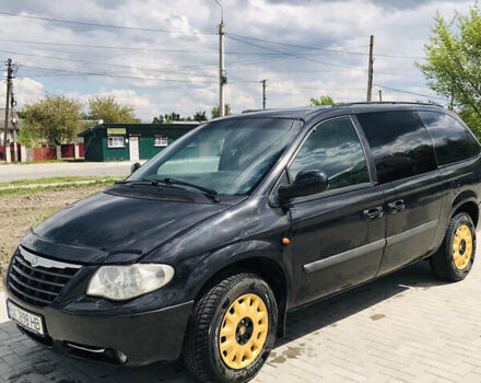 Чорний Крайслер Grand Voyager, об'ємом двигуна 2.8 л та пробігом 350 тис. км за 4800 $, фото 10 на Automoto.ua