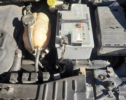 Чорний Крайслер Grand Voyager, об'ємом двигуна 2.78 л та пробігом 257 тис. км за 6300 $, фото 4 на Automoto.ua