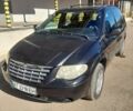 Чорний Крайслер Grand Voyager, об'ємом двигуна 2.78 л та пробігом 257 тис. км за 6300 $, фото 2 на Automoto.ua