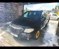 Чорний Крайслер Grand Voyager, об'ємом двигуна 2.8 л та пробігом 372 тис. км за 5000 $, фото 1 на Automoto.ua