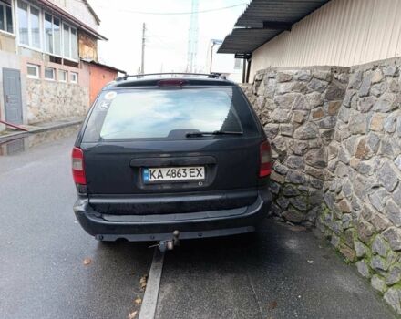 Черный Крайслер Гранд Вояджер, объемом двигателя 2.8 л и пробегом 365 тыс. км за 4200 $, фото 4 на Automoto.ua