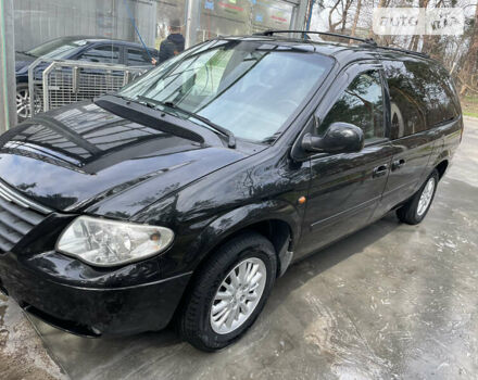 Чорний Крайслер Grand Voyager, об'ємом двигуна 2.8 л та пробігом 190 тис. км за 8700 $, фото 16 на Automoto.ua