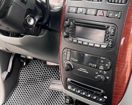 Крайслер Гранд Вояджер 2005 в Могилев-Подольском на Automoto.ua Черный Крайслер Гранд Вояджер, объемом двигателя 2.8 л и пробегом 280 тыс. км за 5900 $, фото 7 на Automoto.ua