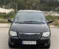 Крайслер Гранд Вояджер 2005 в Могилев-Подольском на Automoto.ua Черный Крайслер Гранд Вояджер, объемом двигателя 2.8 л и пробегом 280 тыс. км за 5900 $, фото 3 на Automoto.ua