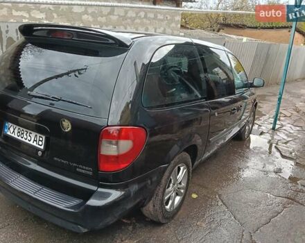 Черный Крайслер Гранд Вояджер, объемом двигателя 2.78 л и пробегом 326 тыс. км за 5000 $, фото 12 на Automoto.ua