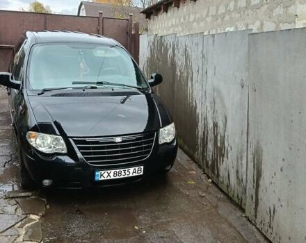 Черный Крайслер Гранд Вояджер, объемом двигателя 2.78 л и пробегом 326 тыс. км за 5000 $, фото 9 на Automoto.ua