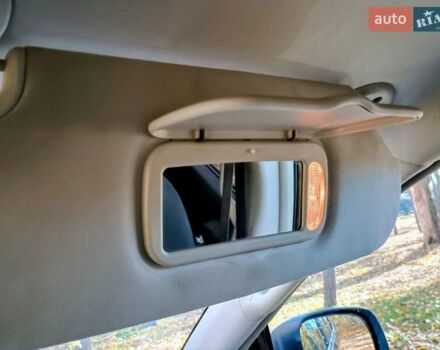 Чорний Крайслер Grand Voyager, об'ємом двигуна 2.78 л та пробігом 300 тис. км за 9100 $, фото 12 на Automoto.ua