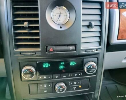 Чорний Крайслер Grand Voyager, об'ємом двигуна 2.78 л та пробігом 300 тис. км за 9100 $, фото 17 на Automoto.ua