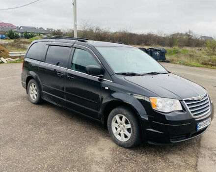 Черный Крайслер Гранд Вояджер, объемом двигателя 2.78 л и пробегом 415 тыс. км за 11700 $, фото 2 на Automoto.ua