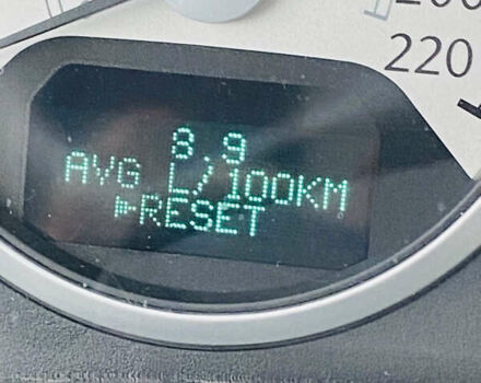 Черный Крайслер Гранд Вояджер, объемом двигателя 2.78 л и пробегом 415 тыс. км за 11700 $, фото 16 на Automoto.ua