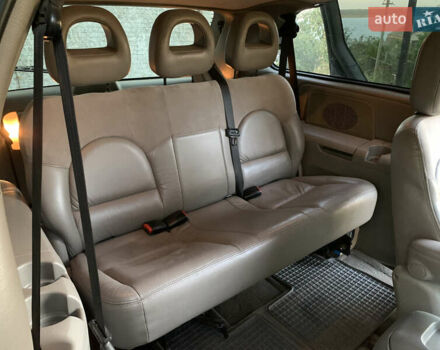 Чорний Крайслер Grand Voyager, об'ємом двигуна 2.5 л та пробігом 387 тис. км за 4500 $, фото 12 на Automoto.ua