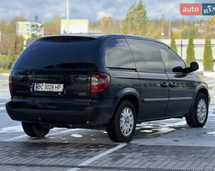 Черный Крайслер Гранд Вояджер, объемом двигателя 2.5 л и пробегом 320 тыс. км за 2999 $, фото 3 на Automoto.ua