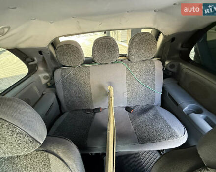 Черный Крайслер Гранд Вояджер, объемом двигателя 2.5 л и пробегом 320 тыс. км за 2999 $, фото 20 на Automoto.ua