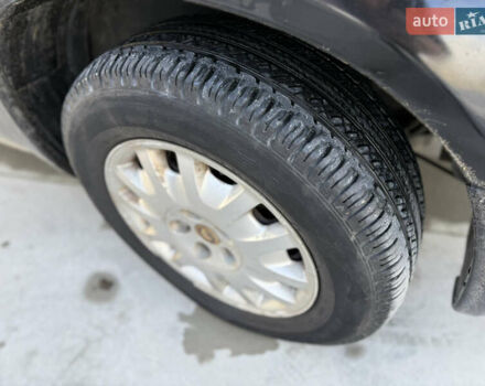 Черный Крайслер Гранд Вояджер, объемом двигателя 2.5 л и пробегом 320 тыс. км за 2999 $, фото 23 на Automoto.ua