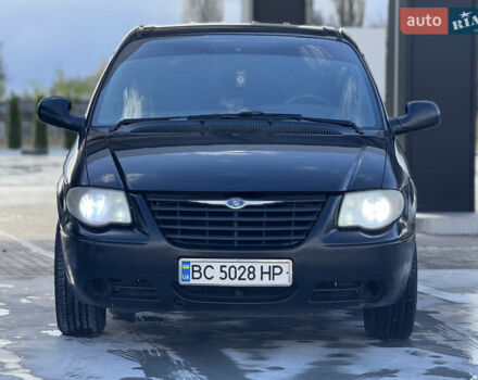 Черный Крайслер Гранд Вояджер, объемом двигателя 2.5 л и пробегом 320 тыс. км за 2999 $, фото 7 на Automoto.ua
