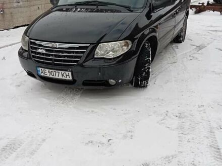 Крайслер Гранд Вояджер 2005 в Знаменке на Automoto.ua Черный Крайслер Гранд Вояджер, объемом двигателя 2.78 л и пробегом 291 тыс. км за 7000 $, фото 1 на Automoto.ua