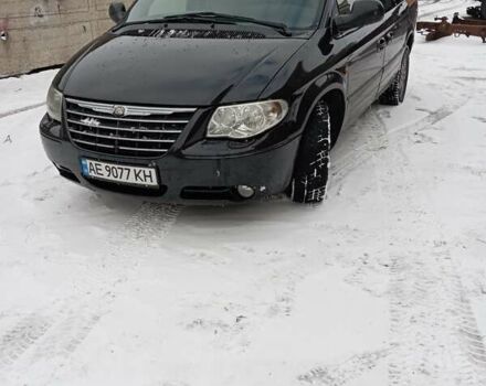 Чорний Крайслер Grand Voyager, об'ємом двигуна 2.78 л та пробігом 291 тис. км за 7000 $, фото 1 на Automoto.ua