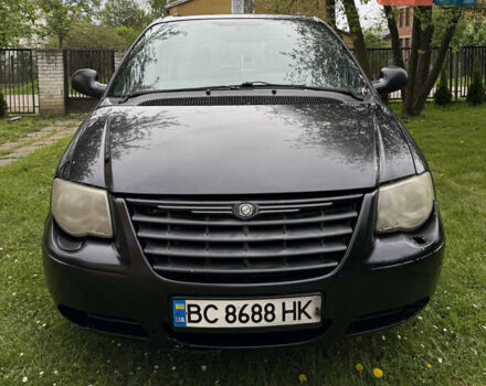 Чорний Крайслер Grand Voyager, об'ємом двигуна 2.78 л та пробігом 357 тис. км за 5400 $, фото 1 на Automoto.ua