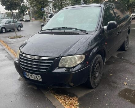 Чорний Крайслер Grand Voyager, об'ємом двигуна 0 л та пробігом 200 тис. км за 3093 $, фото 1 на Automoto.ua