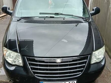 Крайслер Grand Voyager 2006 у Люботине на Automoto.ua Чорний Крайслер Grand Voyager, об'ємом двигуна 2.78 л та пробігом 326 тис. км за 5000 $, фото 1 на Automoto.ua