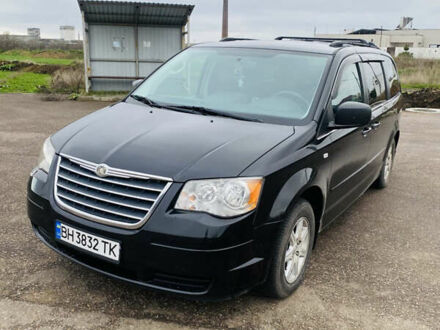 Черный Крайслер Гранд Вояджер, объемом двигателя 2.78 л и пробегом 415 тыс. км за 11700 $, фото 1 на Automoto.ua